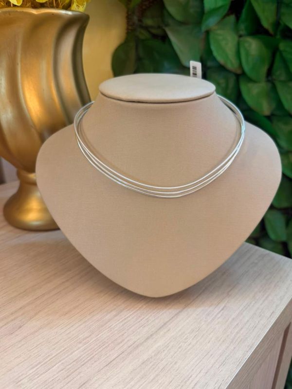 CHOKER RIGIDA