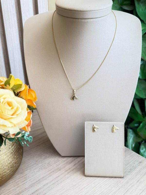 CONJUNTO COLAR BRINCO CAVALO