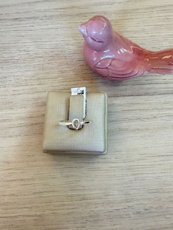 ANEL EM GOTA