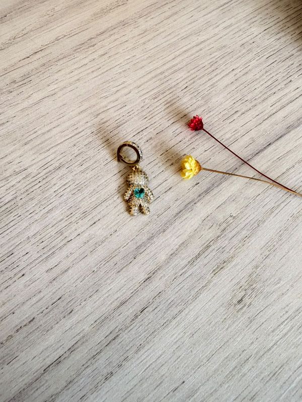 PINGENTE RIVIERA FILHO NO DOURADO PEDRA VERDE