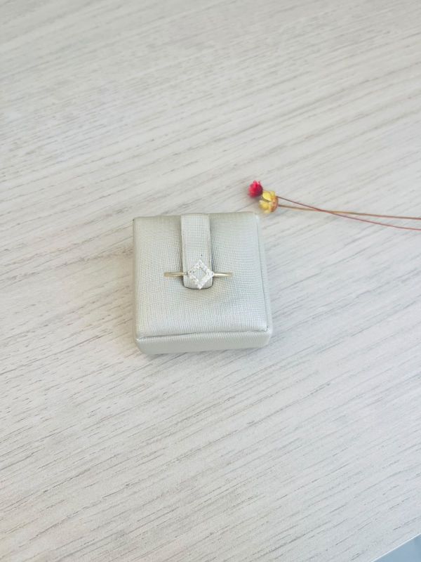 ANEL LOSANGO COM ZIRCONIA