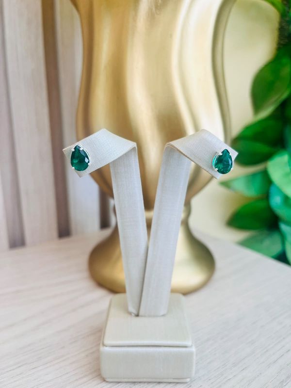 BRINCO GOTA CAIXA ALTA ZIRCONIA VERDE