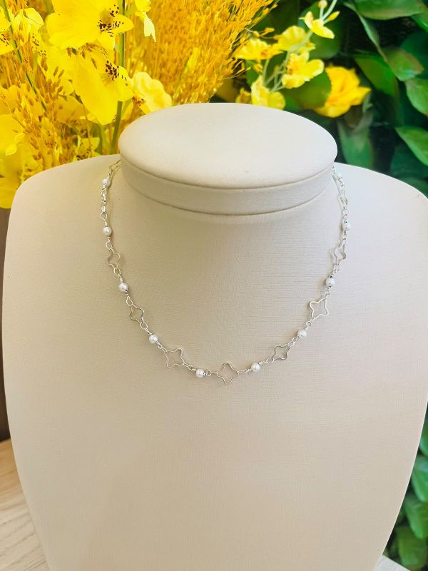 CHOKER PEROLA TREVO