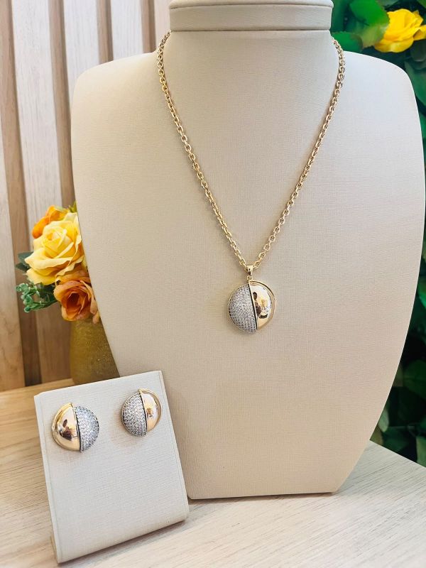 CONJUNTO CIRCULO METADE CRAVEJADO E LISA