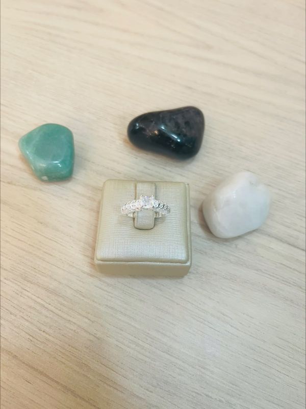 ANEL PEDRA ZIRCÔNIA E CRAVEJADO