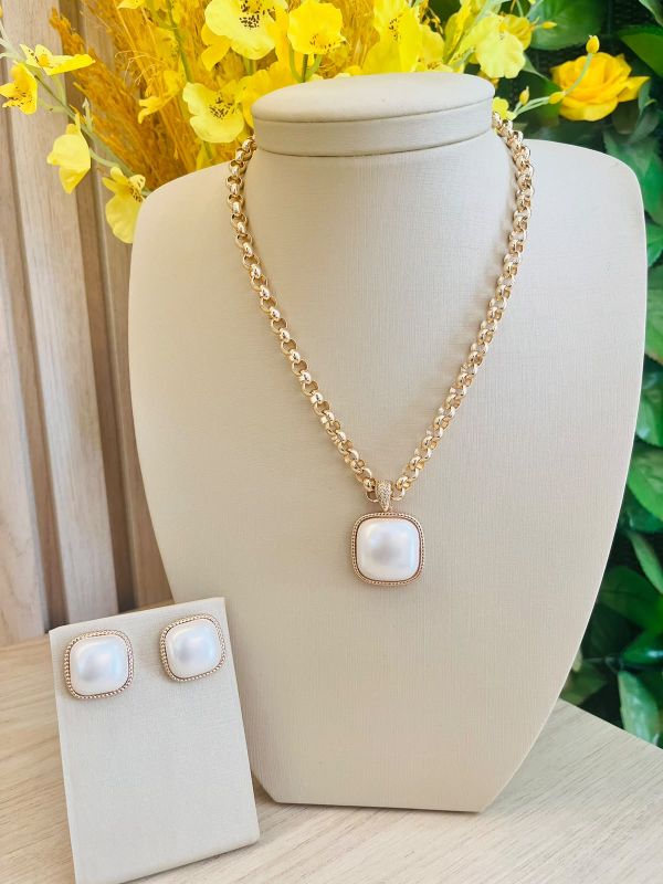 CONJUNTO QUADRADO DE PEROLA
