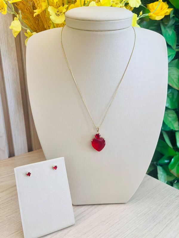 CONJUNTO COLAR BRINCO CORAÇÃO PEDRA