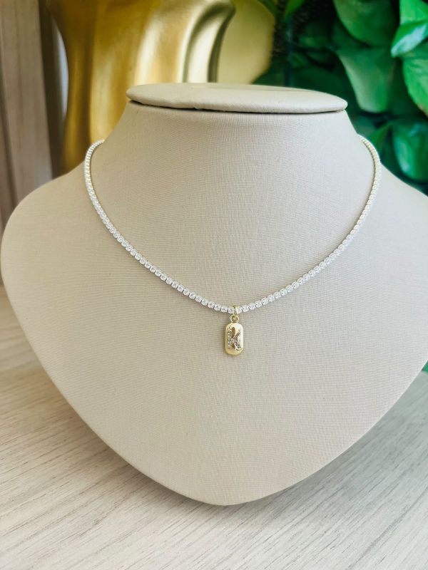 CHOKER RIVIERA COM LETRA K