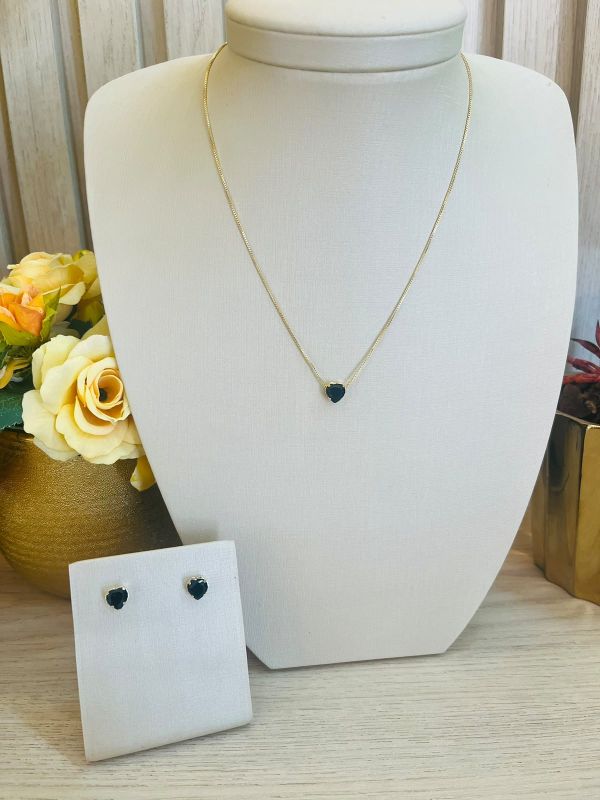 CONJUNTO COLAR E BRINCO CORACAO PEQUENO