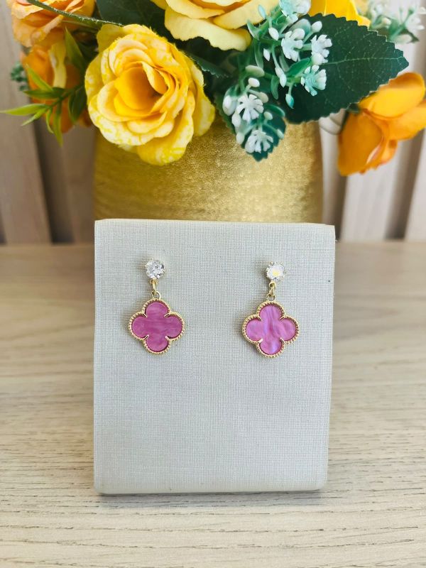 BRINCO VAN CLEEF COM PINO E ZIRCÔNIA