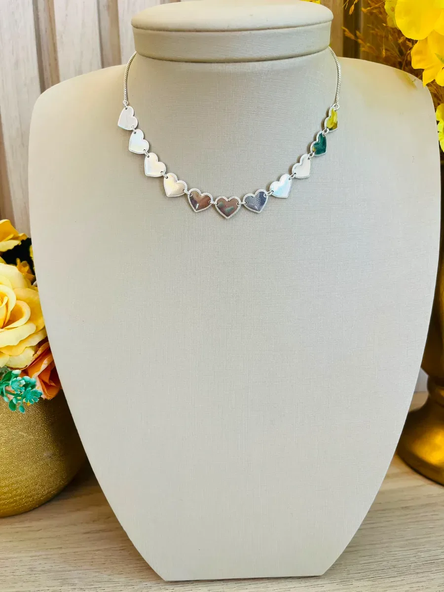 CHOKER CORAÇÕES